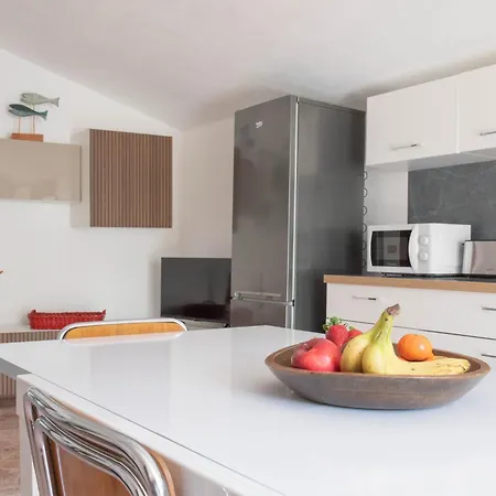 Silla House - A Due Passi Dal * Malgrate