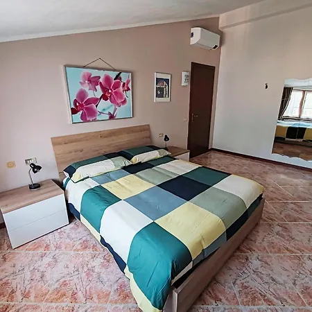 Silla House - A Due Passi Dal Apartament Malgrate