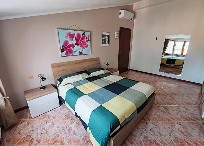 Silla House - A Due Passi Dal 公寓 马尔格拉特